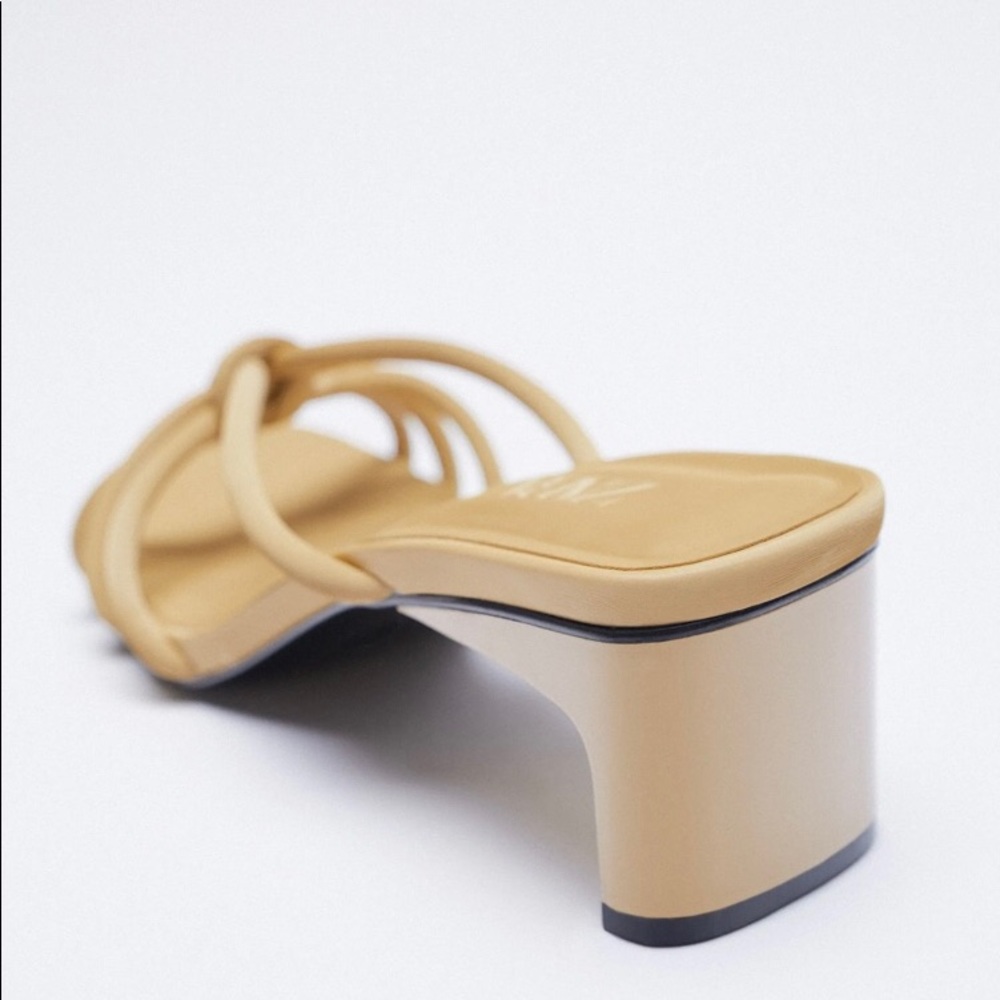 ✅🌹Zara Sandals with Knot Details. - Picture 4 of 7